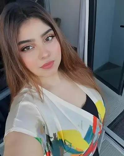 Hadgaon Escort